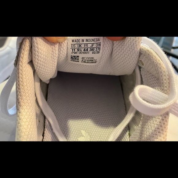 Adidas Superstars Custom w/Swarovski Crystals - Picture 15 of 16